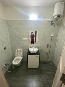 Bathroom Image of 1600 Sq.ft 3 BHK Apartment / Flat for sale in Koregaon Park Pune for Rs. 21000000