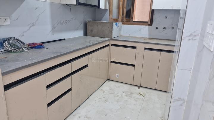 PRIME FLOOR Main Image 1