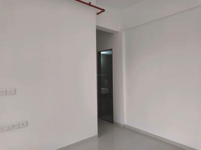 Bedroom Image of 750 Sq.ft 2 BHK Apartment / Flat for rent in Runwal The Central Park Phase 2, Chinchwad Pune for Rs. 34850