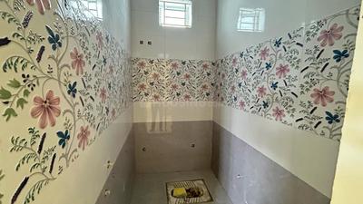 Bathroom Image of 700 Sq.ft 2 BHK Independent House for sale in Red Hills Chennai for Rs. 3200000