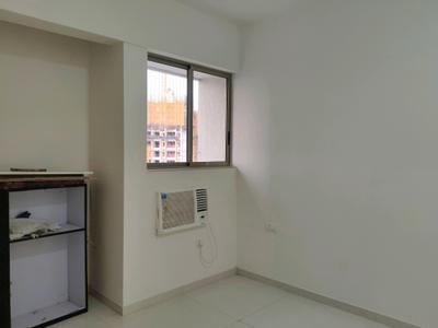 Bedroom Image of 950 Sq.ft 2 BHK Apartment / Flat for rent in Lodha Amara, Thane West Thane for Rs. 45000
