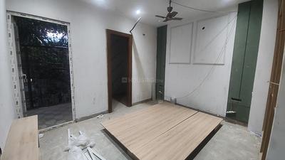 Bedroom Image of 1710 Sq.ft 3 BHK Builder Floor for sale in Anand Vihar New Delhi for Rs. 30000000