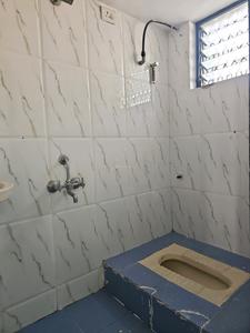 Common Bathroom Image of 250 Sq.ft 1 RK Apartment / Flat for rent in Wadgaon Sheri Pune for Rs. 9000