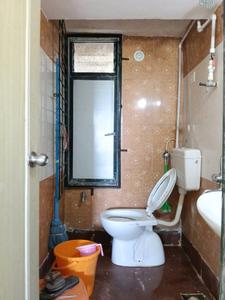 Common Bathroom Image of 520 Sq.ft 1 BHK Apartment / Flat for rent in Ace Homes, Kasarvadavali Thane for Rs. 18000