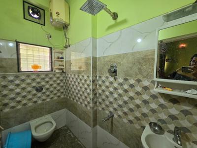 Bathroom Image of 1302 Sq.ft 3 BHK Apartment / Flat for sale in Rampon The Sapthagiri Garden, Pallikaranai Chennai for Rs. 8000000