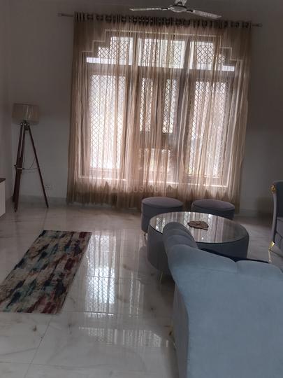 Sector 21B Main Image 1