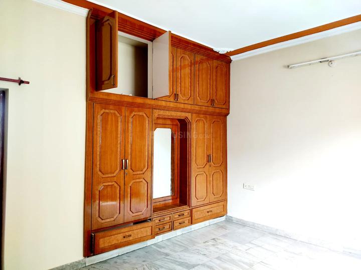 IST FLOOR 2 BHK UNFURNISHED ON 66 FEET ROAD Bedroom 1