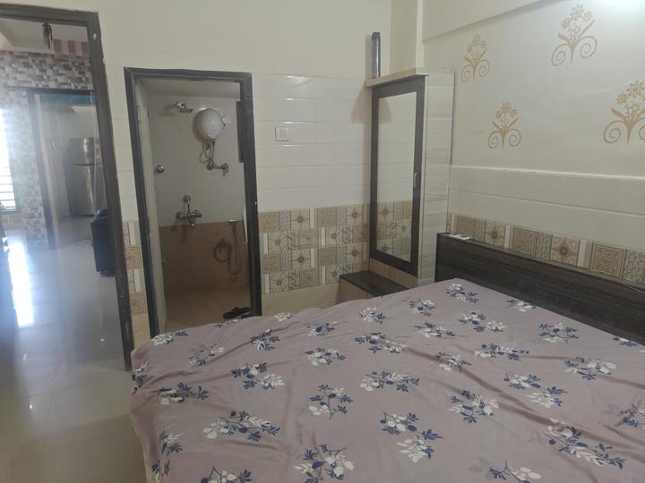 Shubham height Bedroom 1