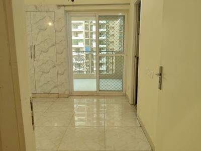 Bedroom Image of 900 Sq.ft 3 BHK Apartment / Flat for rent in Gaurs Siddhartham, Siddharth Vihar Ghaziabad for Rs. 24000