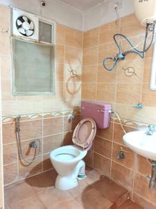Bathroom Image of 1600 Sq.ft 3 BHK Apartment / Flat for rent in Basavanagar Bengaluru for Rs. 40000