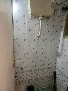 Common Bathroom Image of 2000 Sq.ft 3 BHK Apartment / Flat for rent in Lake View, Airoli Navi Mumbai for Rs. 45000