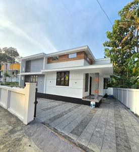 Image of 1050 Sq.ft 3 BHK Independent House for sale in Kongorppilly, Kochi for Rs. 4500000