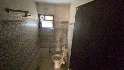 Narayan Coral Heights Bathroom Two 4