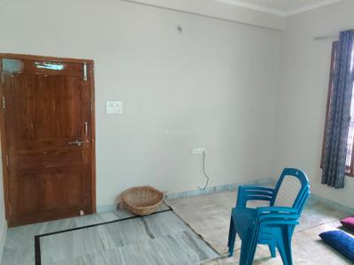Living Room Image of 1010 Sq.ft 2 BHK Independent House for rent in Bagatpur Varanasi for Rs. 10000