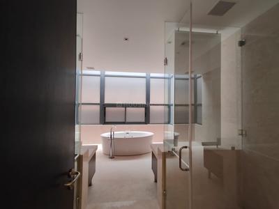 Bathroom Image of 9700 Sq.ft 5 BHK Villa for sale in Prestige Golfshire, Kodalagurki Bengaluru for Rs. 370000000