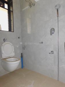 Bathroom Image of 885 Sq.ft 2 BHK Apartment / Flat for sale in Malad East Mumbai for Rs. 22000000