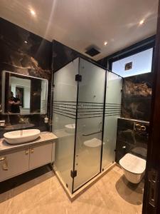Bathroom Image of 2700 Sq.ft 4 BHK Builder Floor for rent in Pitampura New Delhi for Rs. 125000