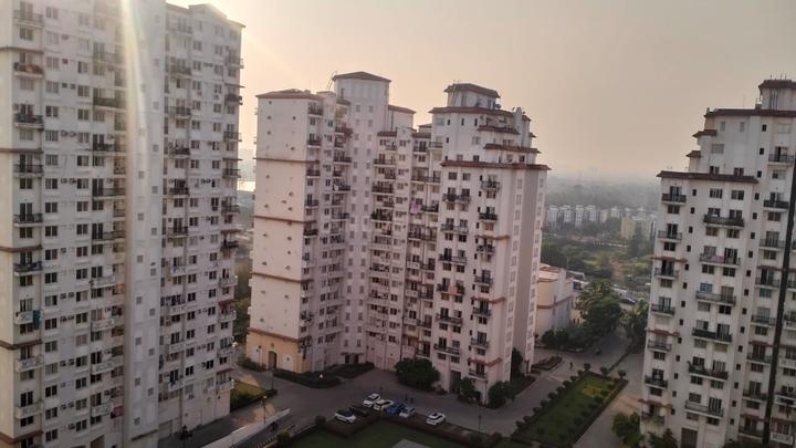DLF New Town Heights Main Image 1