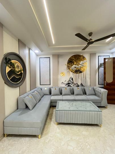 URBAN REALTY GROUP Main Image 1