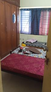Bedroom Image of Sss mens hostel in Thoraipakkam, Chennai