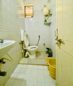 Bathroom Image of 1280 Sq.ft 2 BHK Apartment / Flat for sale in Deep Rajvansh, Bodakdev Ahmedabad for Rs. 7500000