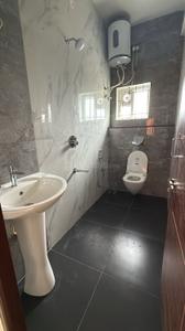 Bathroom Image of 1000 Sq.ft 2 BHK Independent House for rent in Konanakunte Bengaluru for Rs. 33000
