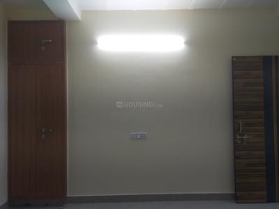 Bedroom Image of 700 Sq.ft 2 BHK Builder Floor for rent in Matiala New Delhi for Rs. 14500