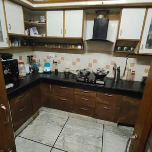 Kitchen Image of 1440 Sq.ft 3 BHK Builder Floor for sale in Mukherjee Nagar New Delhi for Rs. 17000000