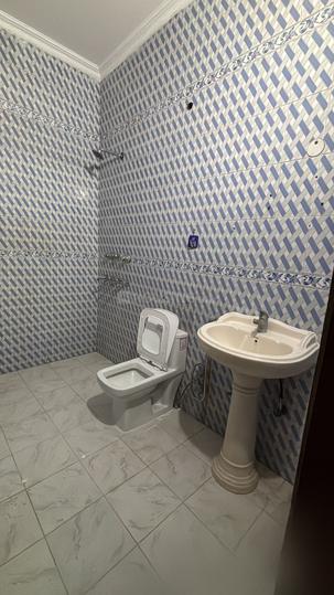 Indira Enclave, Sector 21D Bathroom 1