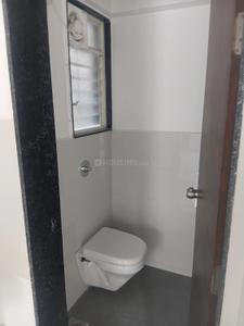Bathroom Image of 650 Sq.ft 1 BHK Apartment / Flat for rent in Loni Kalbhor Pune for Rs. 20000