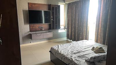 Bedroom Image of 1660 Sq.ft 2.5 BHK Apartment / Flat for sale in Amanora Aspire Towers, Hadapsar Pune for Rs. 25000000