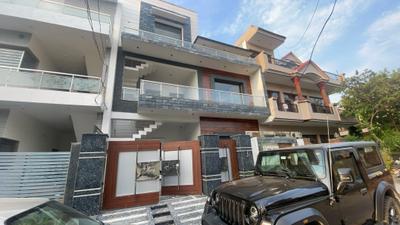 Building Image of 5800 Sq.ft 6 BHK Independent House for sale in Shivalik City, Sector 127 Mohali for Rs. 16478000