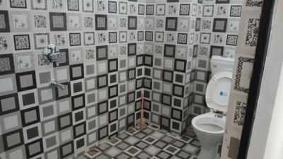 Bathroom Image of 1200 Sq.ft 2 BHK Independent House for rent in Haibat Mau Mawaiya Lucknow for Rs. 9000