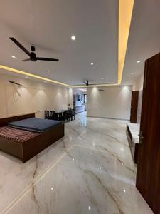 Bedroom Image of 3000 Sq.ft 4 BHK Independent House for rent in Sector 72 Noida for Rs. 65000