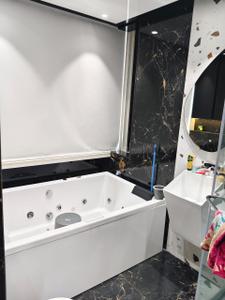 Image of 1450 Sq.ft 3 BHK Apartment / Flat for sale in Monte South, Byculla, Mumbai for Rs. 75000000