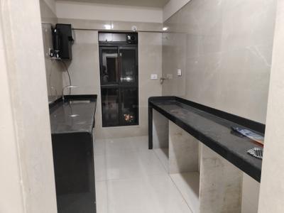 Kitchen Image of 550 Sq.ft 1 BHK Apartment / Flat for rent in Worli Mumbai for Rs. 60000