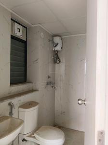 Common Bathroom Image of 770 Sq.ft 1.5 BHK Apartment / Flat for rent in Runwal Gardens Phase I, Dombivli East Thane for Rs. 15999