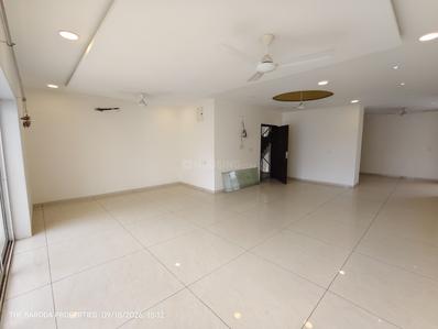 Hall Image of 2800 Sq.ft 3 BHK Apartment / Flat for sale in Akota Vadodara for Rs. 13500000