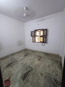 Bedroom Image of 460 Sq.ft 2 BHK Builder Floor for rent in Sant Nirankari Colony RWA, Mukherjee Nagar New Delhi for Rs. 12000