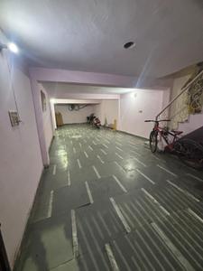 Bedroom Image of 750 Sq.ft 2 BHK Builder Floor for sale in Krishna Nagar New Delhi for Rs. 4500000