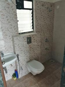 Bathroom Image of 880 Sq.ft 2 BHK Apartment / Flat for sale in Pushpganga Swapna Ganga, Kondhwa Budruk Pune for Rs. 5400000