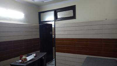 Living Room Image of 600 Sq.ft 1 BHK Builder Floor for rent in Vaishali Ghaziabad for Rs. 13000