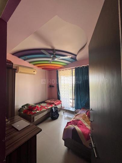 Vasana Hadmatia, Sargasan Bedroom 1