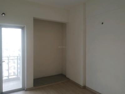 Bedroom Image of 1600 Sq.ft 3 BHK Apartment / Flat for rent in DLF Capital Greens, Karampura New Delhi for Rs. 55000