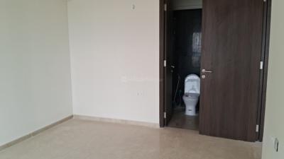 Bedroom Image of 800 Sq.ft 2 BHK Apartment / Flat for sale in Kalpataru Magnus, Bandra East Mumbai for Rs. 46000000
