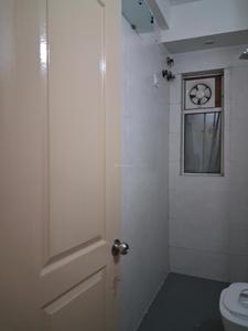 Common Bathroom Image of 1410 Sq.ft 3 BHK Apartment / Flat for sale in Paras Tierea, Sector 137 Noida for Rs. 12500000