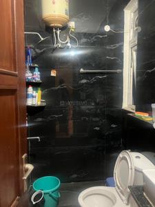 Bathroom Image of 900 Sq.ft 2 BHK Apartment / Flat for rent in Gillco Independent Floors, Sector 115 Mohali for Rs. 22500