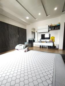 Image of 1800 Sq.ft 3 BHK Apartment / Flat for sale in Paldi, Ahmedabad for Rs. 12000000