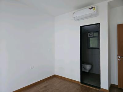 Bedroom Image of 1950 Sq.ft 4 BHK Apartment / Flat for sale in Gera World Of Joy, Upper Kharadi Pune for Rs. 25800000