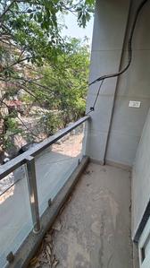 Balcony Image of 800 Sq.ft 2 BHK Builder Floor for sale in Paschim Vihar New Delhi for Rs. 13500000